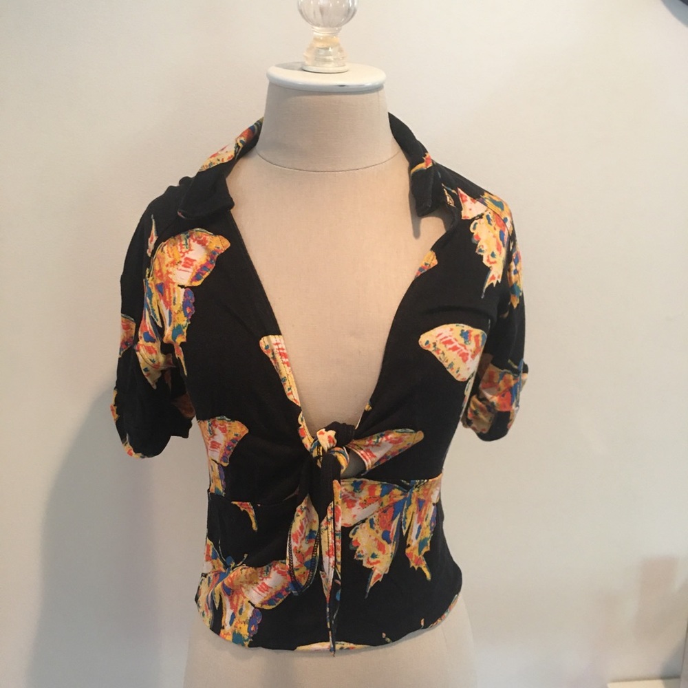 Free people tie front collared shirt!